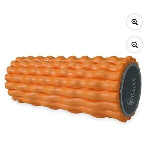 Gaiam Deep Tissue Roller Orange & Gaiam Deep Tissue Foam Roller Exercise Guide